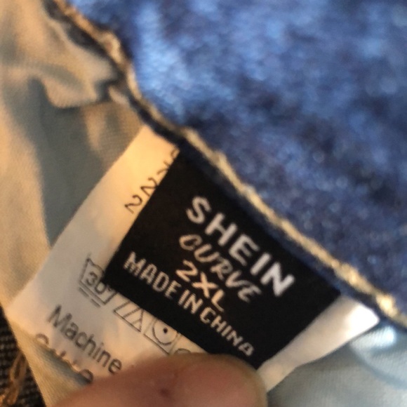 2 Pairs Shein Curve Pants - Picture 4 of 7